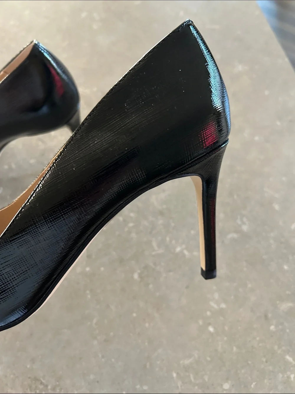 Black and White Pointed-Toe Women's Pumps- brand new- worn once.